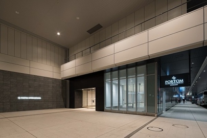 ポルトムインターナショナル北海道のエントランス