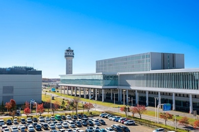 新千歳空港国際線ターミナルと直結したホテル外観